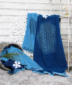 Berk Esoterik Blume des Lebens Liegetuch Biobaumwolle kbA 88x198cm Ozean Blau-Azur