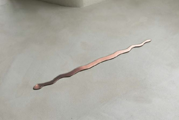 Carrodrain Liquid Snake PRO – Die kraftvolle, schmale Design-Duschrinne für fugenlose Böden