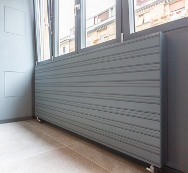 Margaroli Linee Aluminium-Designheizkörper mit planen Paneelen