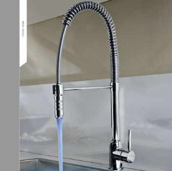Küchenarmatur 5501 LED Spültisch-Wasserhahn von Treemme