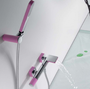 Tres Loft Colors Armatur für Badewanne mit Schwallauslauf und Handbrause