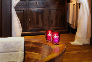 Unique Wood Design Holzbadewanne Baula Nr. 2 freistehende Badewanne aus Holz UWD