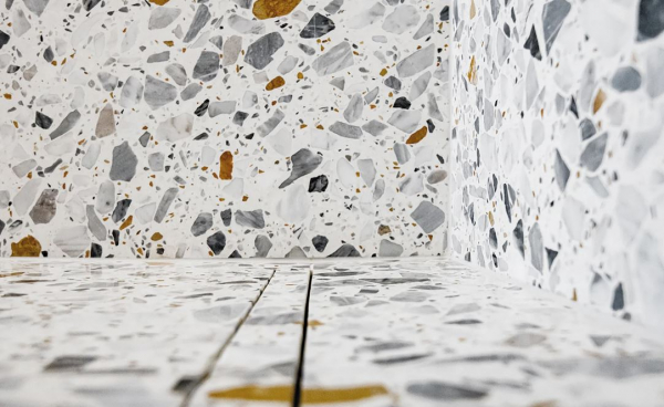 Carrodrain Invisible LOW – Die unsichtbare Revolution für Ihr Duschdesign