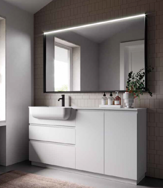 Idea Badmöbelset Form J6 exklusives und elegantes Badezimmer-Waschtisch-Set